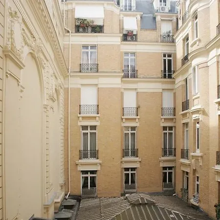 De La Paix, - 2 Adults