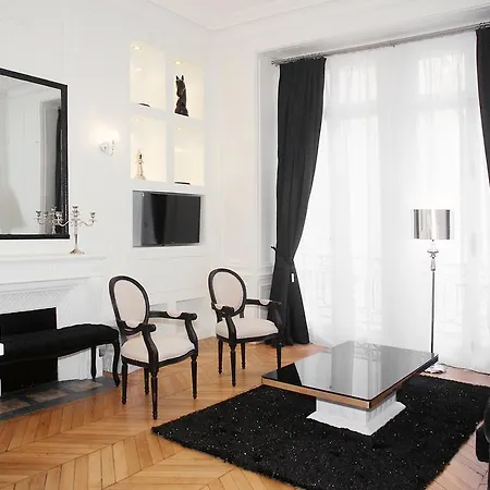 De La Paix, - 2 Adults *